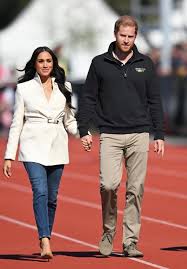 El príncipe Harry dice que la vida en Estados Unidos con su esposa Meghan  Markle y sus hijos es “lo que mi madre quería para mí”