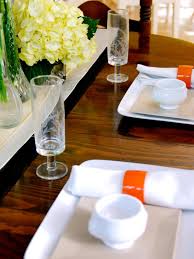 This will create the base for a traditional yet elegant italian setting. 5 Easy Ideas For An Elegant Dinner Party Hgtv