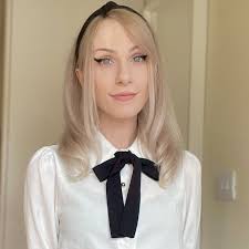 Robyn.Hearts (@robyn.hearts.harp)