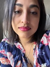 What are some good psychological thriller books to read?