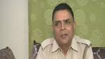 Lucknow Police Constable Salutes 'Boss'
