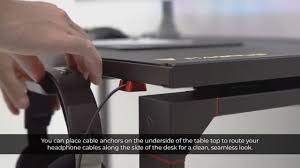 Leaked photos shows the new secretlab magnus metal desk that includes a bunch of accessories such as led strips, headphone hangers and more. Secretlab Magnus Gaming Tisch Vorgestellt Video Golem De