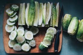 Sirup hijau rasa melon secukupnya*.air matang secukupnya *.1 sendok makan biji selasih ( rendam dalam air )cara membuat es mentimun segar*.ambil mentimun yang telah disediakan dan kemudian dicuci dengan. Bisnis Es Timun Serut Yuk Mudah Murah Untung Melimpah