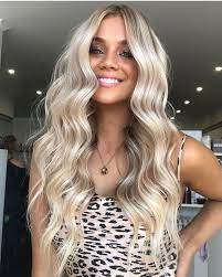 Balayage Business Training On Instagram Aussie Blonde By Shereeknobel Bixiecolour 70 Hairstyles Hair Styles Cool Blonde Hair