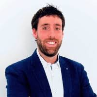 50+ perfiles de «Adrian Chacón»