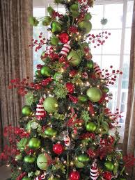 Pin By Michelle Mrtn On Christmas In 2020 Christmas Tree Themes Grinch Christmas Decorations Red Christmas Decor