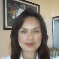 Elia Smith's Instagram, Twitter & Facebook