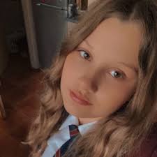 Hazel Spencer (@HazelRS72)