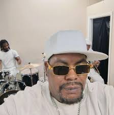 It doesn't get any sweeter than Bobby Rush turning another year older while  still sharing his blues with the world. Please join us in wishing him a  Happy Birthday! — Bobby Rush