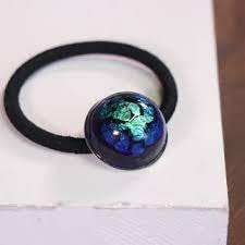 身近なアルミホイルで幻想的 ホタルガラス風ヘアゴム ヘアゴム レジン レジンアクセサリー