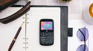 Players freely choose their starting point with their parachute, and aim to stay in the safe zone for. Millions Of Feature Phones Running Kaios Can Now Download And Use Whatsapp Up Station Singapore