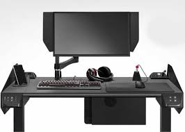 It also has a reasonable price tag as well. Professional Pc Gaming Desks Game Desk