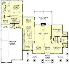 Ranch house plans are simple in detail and their overall footprint can be square, rectangular, l shaped, or u shaped. Slab Floor Plans
