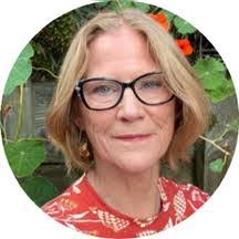 Elizabeth Hoch's Instagram, Twitter & Facebook