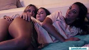 Teens have a sleepover and a small tits blonde asks em to compare boobs.She  sucks the latinas big tits and licks her feet and pussy as shes asslicked -  XNXX.COM