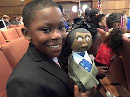 Birmingham second-graders take artwork to City Council