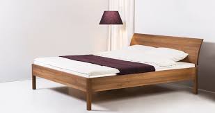 212 x 145 x 75 cm (b x h x t) große bett überzeugt in schlichtem design, mit stabilen, eckigen beinen sowie einem aus 4 paneelen gefertigten kopfteil. Rast Mobeldesign Bettgestell Tivoli Romeo Buche Massiv
