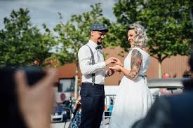 Maybe you would like to learn more about one of these? Im Autokino Eine Hochzeit Der Anderen Art Vorarlberger Nachrichten Vn At