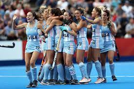 Nicknamed las leonas, it is one of the most successful the argentinian women's hockey team has won the world cup twice in 2002 and 2010. Argentina Earn Shootout Victory Over Britain In Women S Fih Pro League