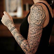 Einzahl tattoo vorlagen tattoos bilder tattoo bilder tattoo. Like The Mandalas But A Little Bit Dark And Heavy For Me Coole Henna Tattoos Henna Tatowierung Designs Tattoo Ideen