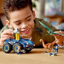 LEGO Jurassic World Gallimimus and Pteranodon Breakout 75940, Dinosaur  Building Kit for Kids, Featuring Owen Grady, Claire Dearing and ACU Trooper  Minifigures for Creative Play, New 2020 (391 Pieces), Stacking Blocks