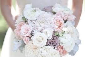 If you're looking for seasonal, locally grown, british wedding flowers, then we have one of the best selections of suppliers across the country. Month By Month Wedding Themes And Colors For Every Season Topweddingsites Com