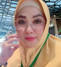 Are you looking for a rich sugar mummy in malaysia? Get Phone Numbers Of Sugar Mummy In Malaysia Malaysia Sugar Mummy Website Rich Single Women Rich Women Women Looking For Men