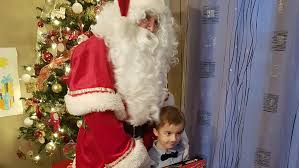 J'adore mon pays la laponie mais vos sourire et vos cris de joie me manquent il me tarde de revenir. Un Pere Noel Sur La Ligne De Depart A Revin