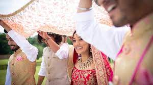 Average Cost Of Wedding Decorations Zola Expert Wedding Advice