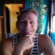 Aaron Chesley's Instagram, Twitter & Facebook