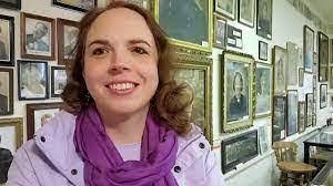 Claudia Kuczkowski's Instagram, Twitter & Facebook