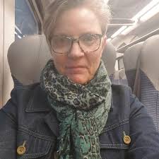 I and my daughter have non-attentive adhd, and we're noticing that her very  bright 3.5 year old may need to be addressed several times, before  responding to verbal address. What can we