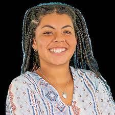 Viola Holman's Instagram, Twitter & Facebook