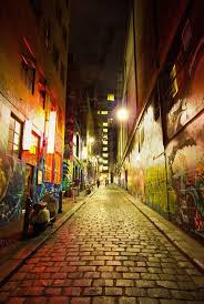 Down The Dark Foreboding Alleyway Melbourne Laneways Melbourne Victoria Melbourne Street