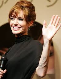 Mrs Brad Pitt Time To Do Something About Those Veins Varicoseveins Org Angelina Jolie Photos Salt Angelina Jolie Angelina Jolie