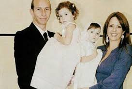 Erik rubín confesó que actualmente vive una situación muy difícil junto a su famosa esposa andrea legarreta después del tiroteo que se suscitó en la ciudad de méxico hace una semana en la plaza artz pedregal. Sorprende Hija De Erik Rubin Y Andrea Legarreta Ya Es Toda Una Senorita La Neta Noticias
