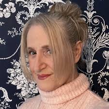 Summer work is in full swing at Cheltenham! ☀️ We're re-seeding the parade  ring grass to ensure it's in top condition for the new season. Preparations  continue behind the scenes all summer