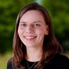 Mag.a Miriam Üblacker, BA