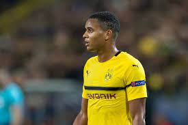 Och han är 187 cm lång. Borussia Dortmund Starlet Manuel Akanji Talks About Manchester United Desire Bleacher Report Latest News Videos And Highlights