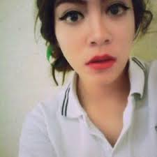 Naima Diaz (@naimabob98)