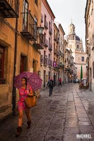 Salamanca La Ciudad Por La Que No Pasa El Tiempo Catedral De Salamanca Salamanca Ciudades