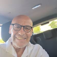 Carmelo Viele in persone