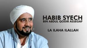 Lirik sholawat wulidal musyarrof tulisan arab, latin dan terjemahan baca juga: Biodata Dan Profil Terlengkap Habib Syech Bin Abdul Qodir Assegaf