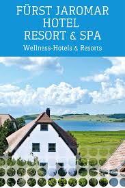 Zwischen Bodden Und Ostsee Im Sudosten Der Insel Rugen Liegt Die Sanfte Hugellandschaft Der Halbinsel Monchgut Da Insel Rugen Wellnessurlaub Hotel Deutschland