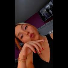 Abril Duran (@aaaadur4n)