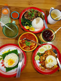 The 'hood is quiet but by no means dead. Thai Chala Sri Petaling Kuala Lumpur