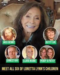 Peggy Labelle's Instagram, Twitter & Facebook