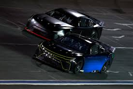 Xe thế hệ mới có độ bền như thế nào? So sánh số lượng tay đua hoàn thành cuộc đua - The Daily Downforce