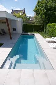 Trainer Zwembad Compass Pools Zwembad Ontwerpen Luxe Zwembaden Dompelbad