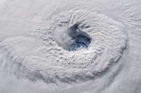 1:00 pm cdt fri aug 27 location: Environnement Avis De Tempete Sur L Atlantique